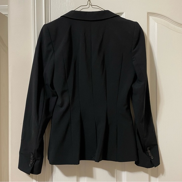 Aritzia Babaton Blazer - Picture 3 of 5
